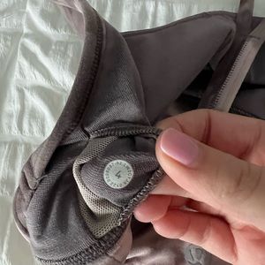 Lululemon flow Y sports bra. Lilian diamond dye color